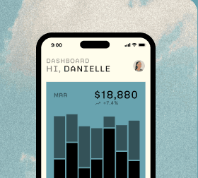 Un smartphone ouvert sur ChatGPT